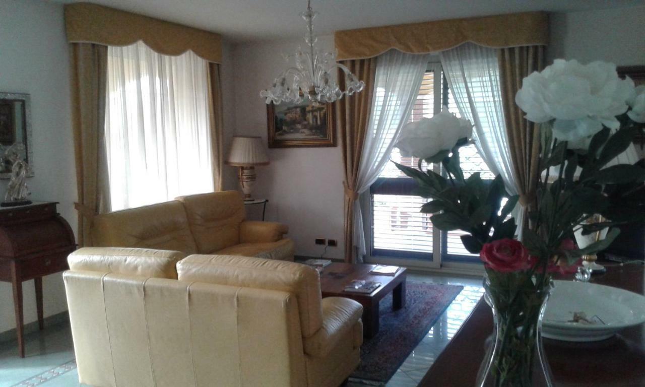 Le Palme Bed & Breakfast Chieti Bagian luar foto